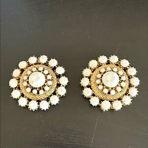 Lindsay Phillips Gold and White Circle Interchangeable Snaps!